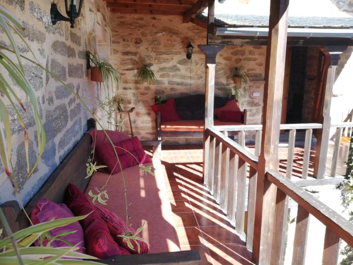 La Posada De Pedrazales Екстер'єр фото